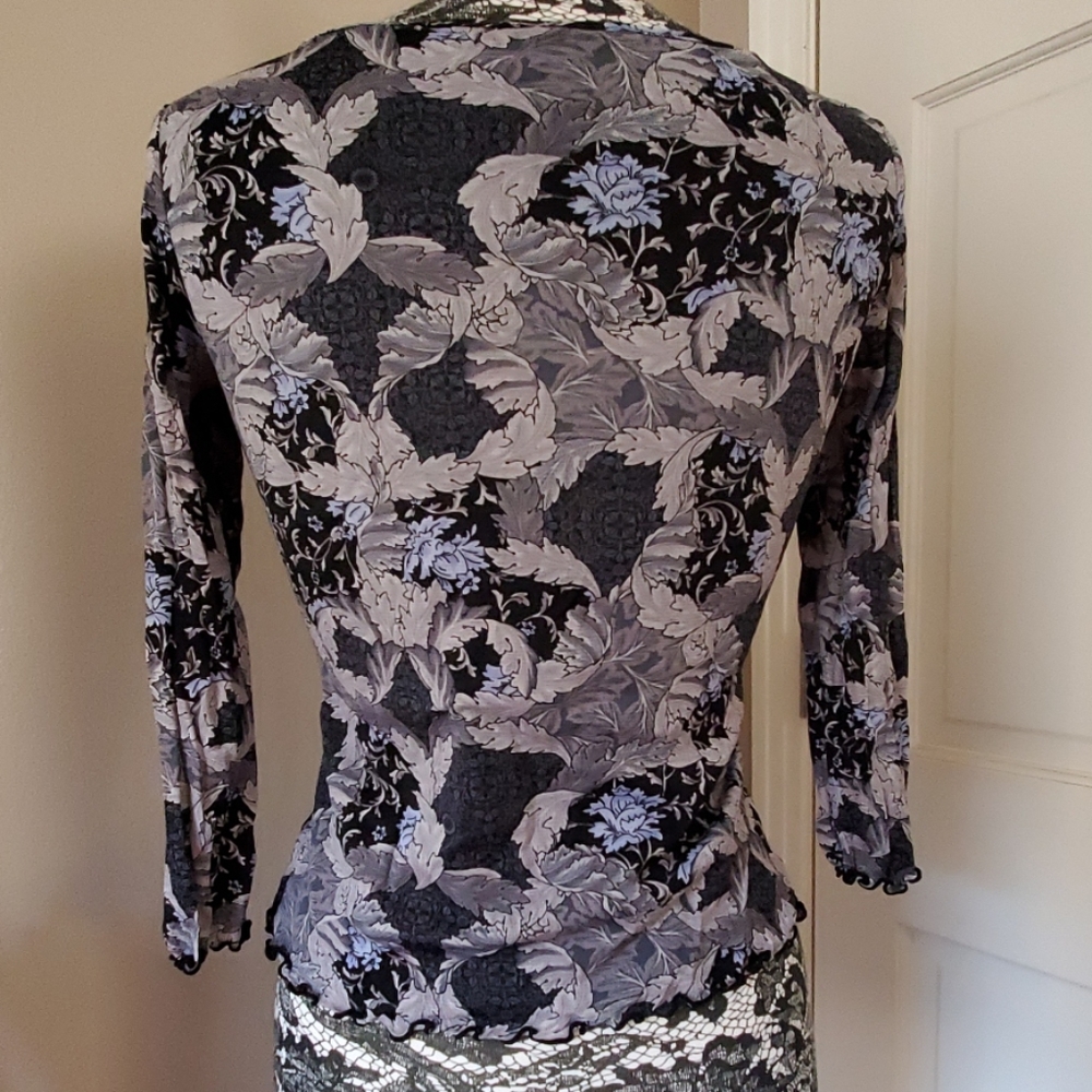 Apostrophe grey & blue floral top, size S - Picture 4 of 4